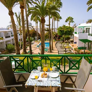 https://paradise-club-23.in-canary-islands.com